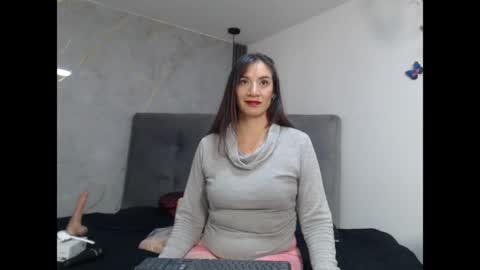 Snapshot of _samaanta_ chatting on 05.22.26 Samanta online show from 05.22.26