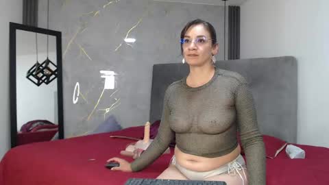 Snapshot of _samaanta_ chatting on 06.09.26 Samanta online show from 06.09.26