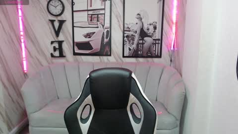 Samantha online show from 01.19.25