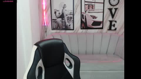 Samantha online show from 01.21.25