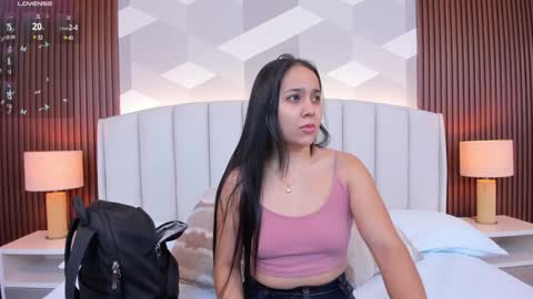 Snapshot of _sammy_fit chatting on 01.17.25 Antonella online show from 01.17.25