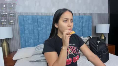 Antonella  online show from 09.30.25