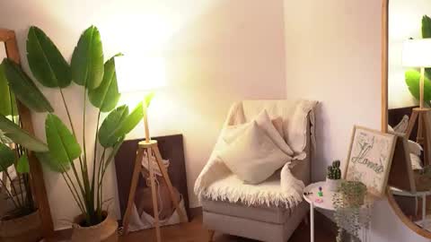 Snapshot of _samycute chatting on 10.21.25 Samy. online show from 10.21.25