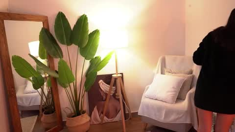 Snapshot of _samycute chatting on 11.07.25 Samy. online show from 11.07.25