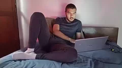 Snapshot of _sebas69 chatting on 11.16.25 _sebas69 online show from 11.16.25