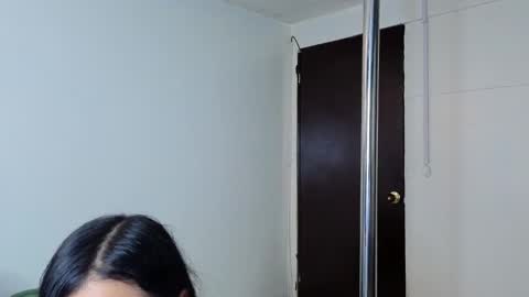 Snapshot of _selena_fox chatting on 02.14.26 Selena online show from 02.14.26