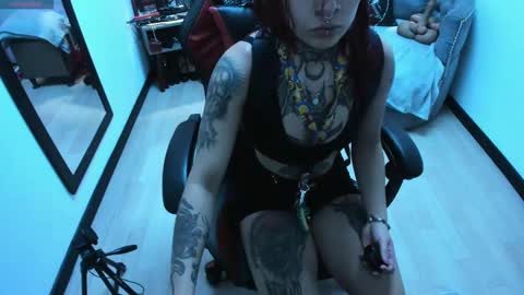 Selene online show from 02.27.25