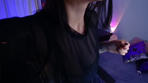 Snapshot of _sensualkitten_ chatting on 02.10.26 Laura online show from 02.10.26