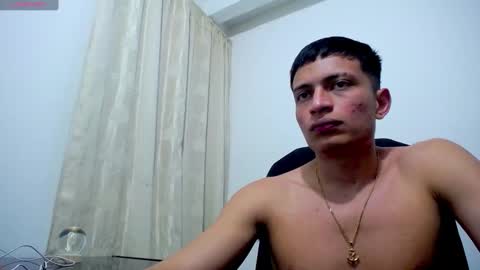 Juan Pablo-independent model online show from 02.06.25