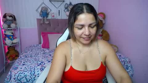 Snapshot of _sexyredhead_ chatting on 09.29.25 KATA online show from 09.29.25