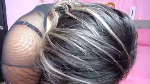 Snapshot of _sexyredhead_ chatting on 11.03.25 KATA online show from 11.03.25