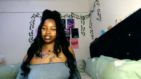 Snapshot of _sexysquirter chatting on 06.25.26 _sexysquirter online show from 06.25.26