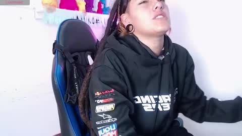 _sharlotte777 online show from 11.26.25