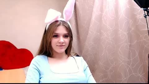Snapshot of _shy_bunny__ chatting on 01.13.25 Mari online show from 01.13.25