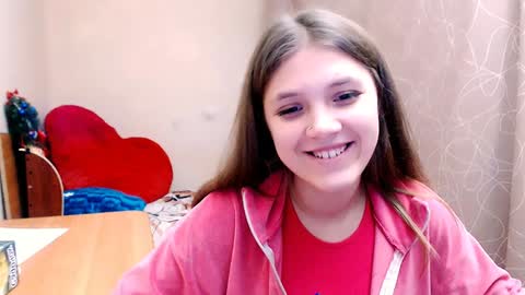 Snapshot of _shy_bunny__ chatting on 01.23.25 Mari online show from 01.23.25