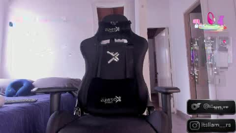 Snapshot of _simoonn_ chatting on 04.20.26 Liam modelo independiente online show from 04.20.26