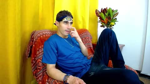 Snapshot of _skyleer_ chatting on 10.25.25 _skyleer_ online show from 10.25.25