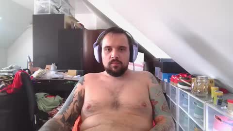 _smiley_bear27 online show from 11.09.25