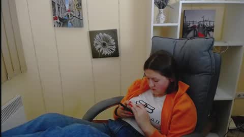 Sofi online show from 02.24.25