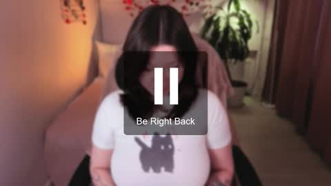 Snapshot of _sofi_spark chatting on 02.17.26 Sofi Follow me online show from 02.17.26