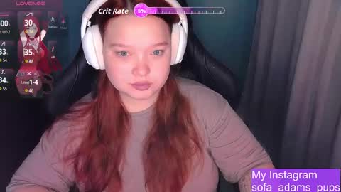 Snapshot of _sofia_adam_ chatting on 09.25.25 pups online show from 09.25.25