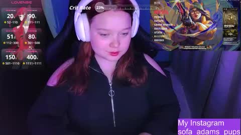 Snapshot of _sofia_adam_ chatting on 09.29.25 pups online show from 09.29.25