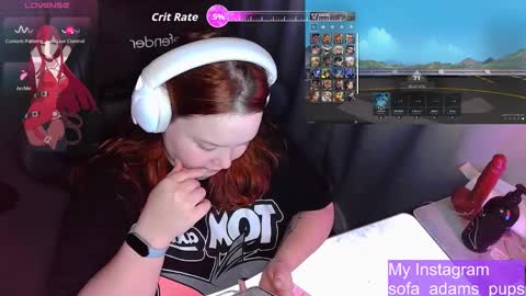 Snapshot of _sofia_adam_ chatting on 10.15.25 pups online show from 10.15.25