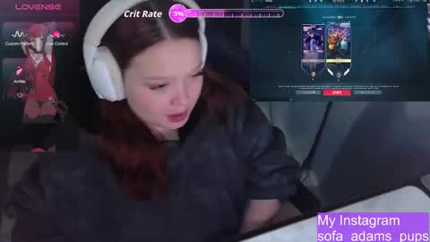 Snapshot of _sofia_adam_ chatting on 11.02.25 pups online show from 11.02.25