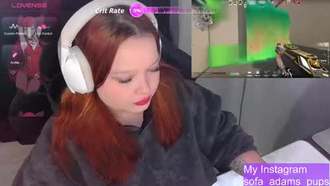 Snapshot of _sofia_adam_ chatting on 11.05.25 pups online show from 11.05.25