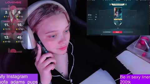 Snapshot of _sofia_adam_ chatting on 05.16.26 pups online show from 05.16.26