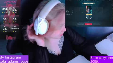 Snapshot of _sofia_adam_ chatting on 05.18.26 pups online show from 05.18.26
