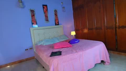 Sofia online show from 12.23.24