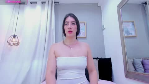    640  200   online show from 10.05.25