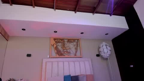    640  200   online show from 04.05.26