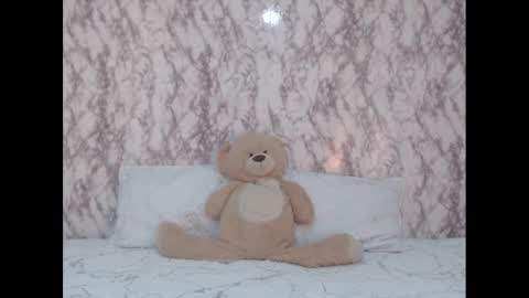 Sofia Parker online show from 01.05.25