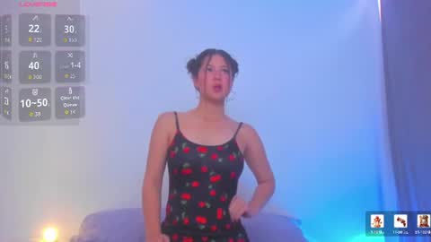 Snapshot of _sofiglow chatting on 07.16.26 _sofiglow online show from 07.16.26