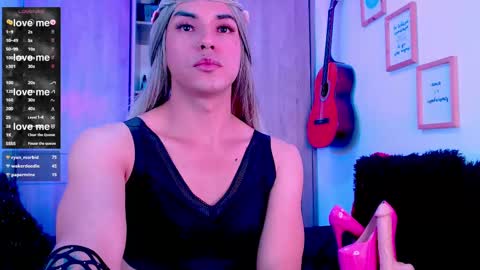 SofiLuna online show from 02.22.25