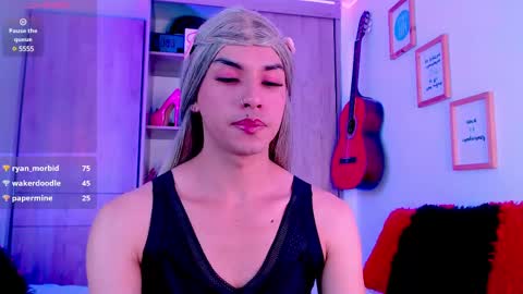 SofiLuna online show from 02.23.25