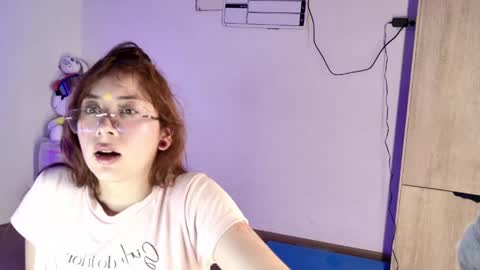 sofiiivalentinaA online show from 04.25.26