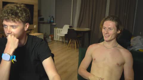OLIVERpvt is open online show from 12.22.24