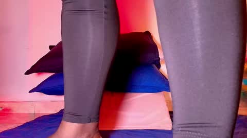 Snapshot of _ssusy_ chatting on 10.17.25 susy online show from 10.17.25