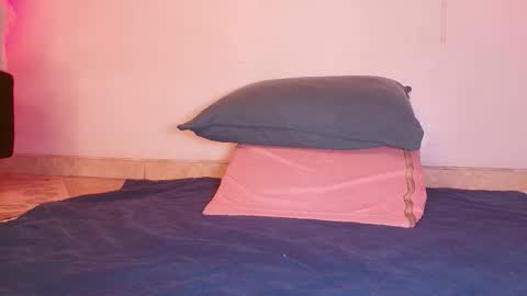 Snapshot of _ssusy_ chatting on 11.06.25 susy online show from 11.06.25