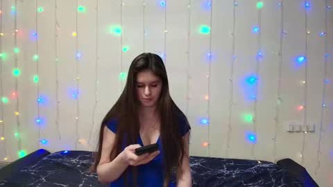 Stella Cardo online show from 11.23.25