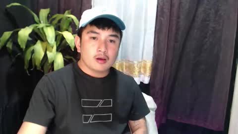 _superhotlatino_ online show from 04.21.26