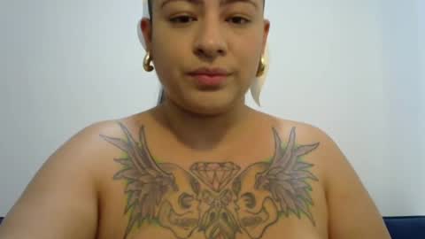 Snapshot of _sweetpoisonn chatting on 02.04.25 Sweet online show from 02.04.25