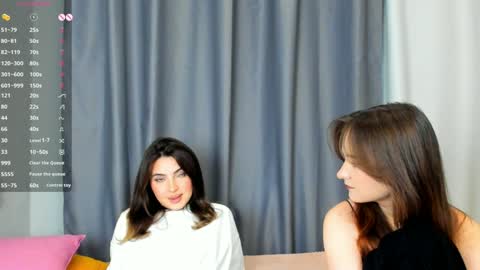 Snapshot of _teona_ann_for_you_ chatting on 12.04.24 Teona and Annred hair online show from 12.04.24