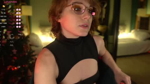 Snapshot of _the_sun_ chatting on 12.22.24 Evi online show from 12.22.24