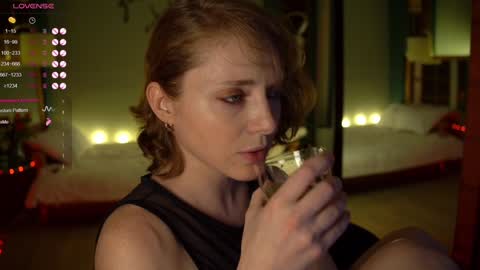 Snapshot of _the_sun_ chatting on 01.19.25 Evi online show from 01.19.25