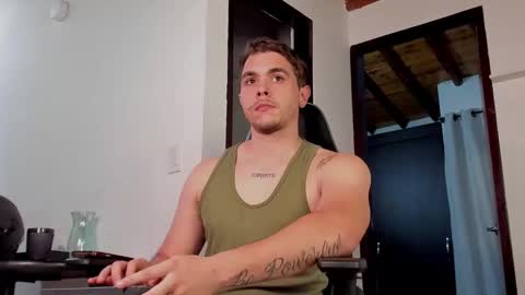 Snapshot of _thewalkers chatting on 02.11.25 _thewalkers online show from 02.11.25