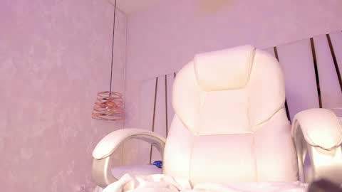 Rousse  online show from 02.19.25